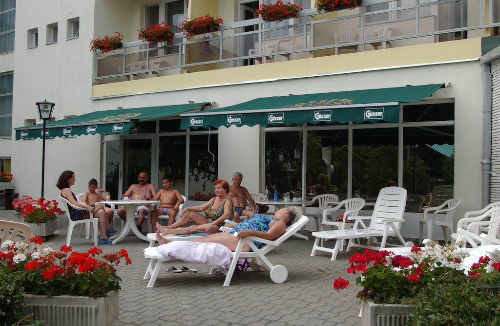 Hotel Nagyerdo Debrecen Exterior foto